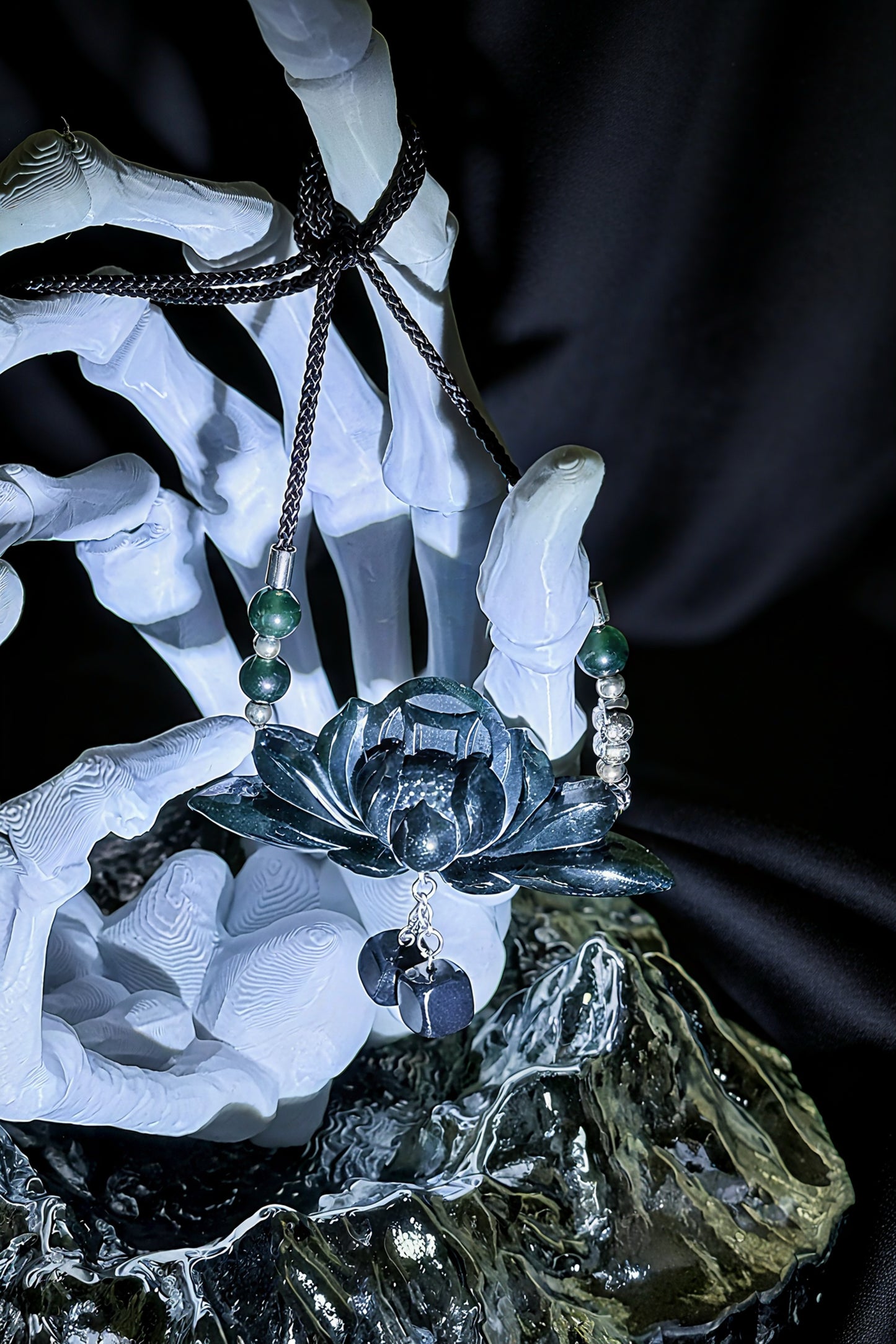NEBULA LOTUS: THE BLOOM OF THE ABYSS