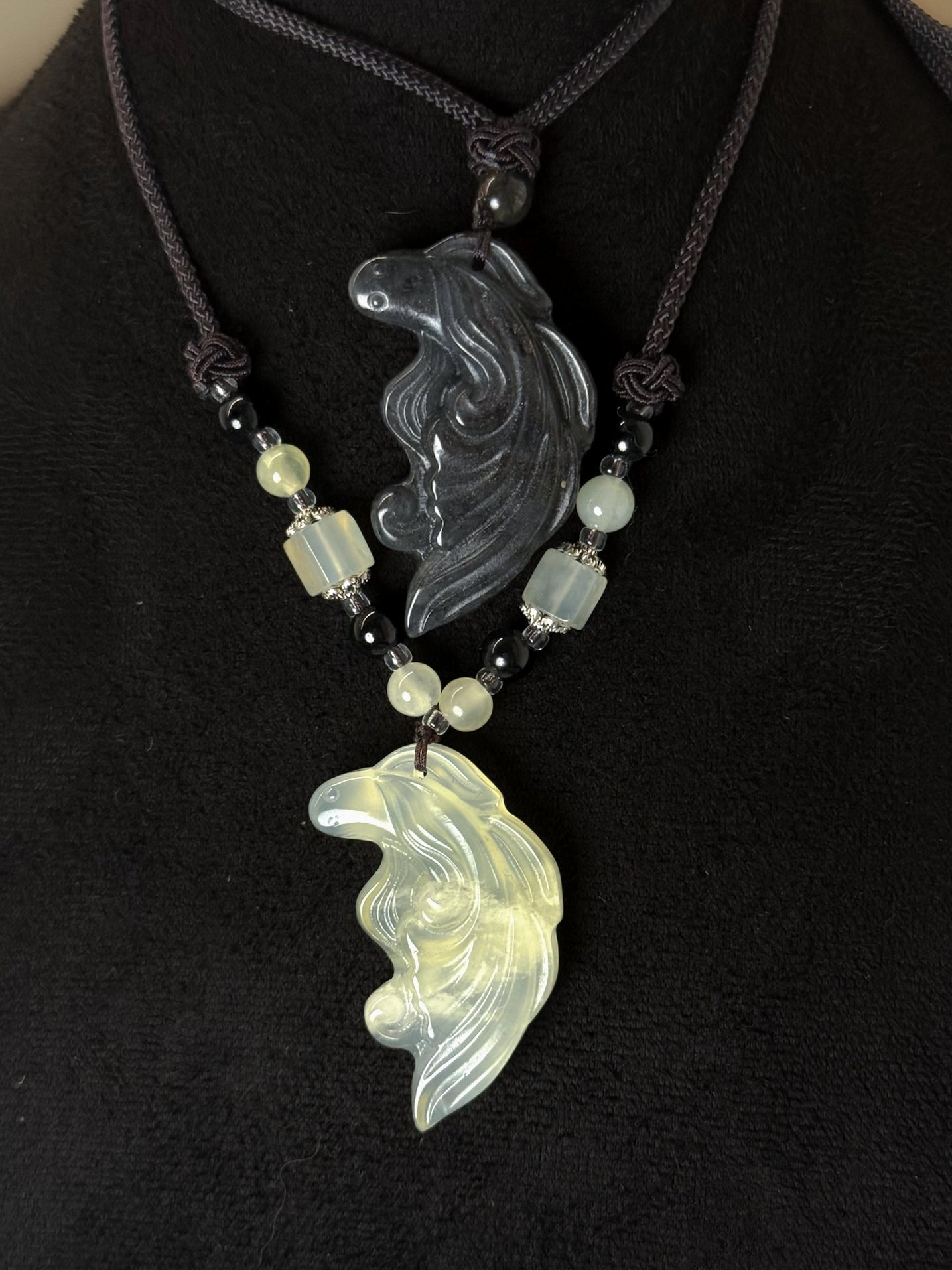 THE TWIN DESCENT: SHADOW & FROST KOI RELIC